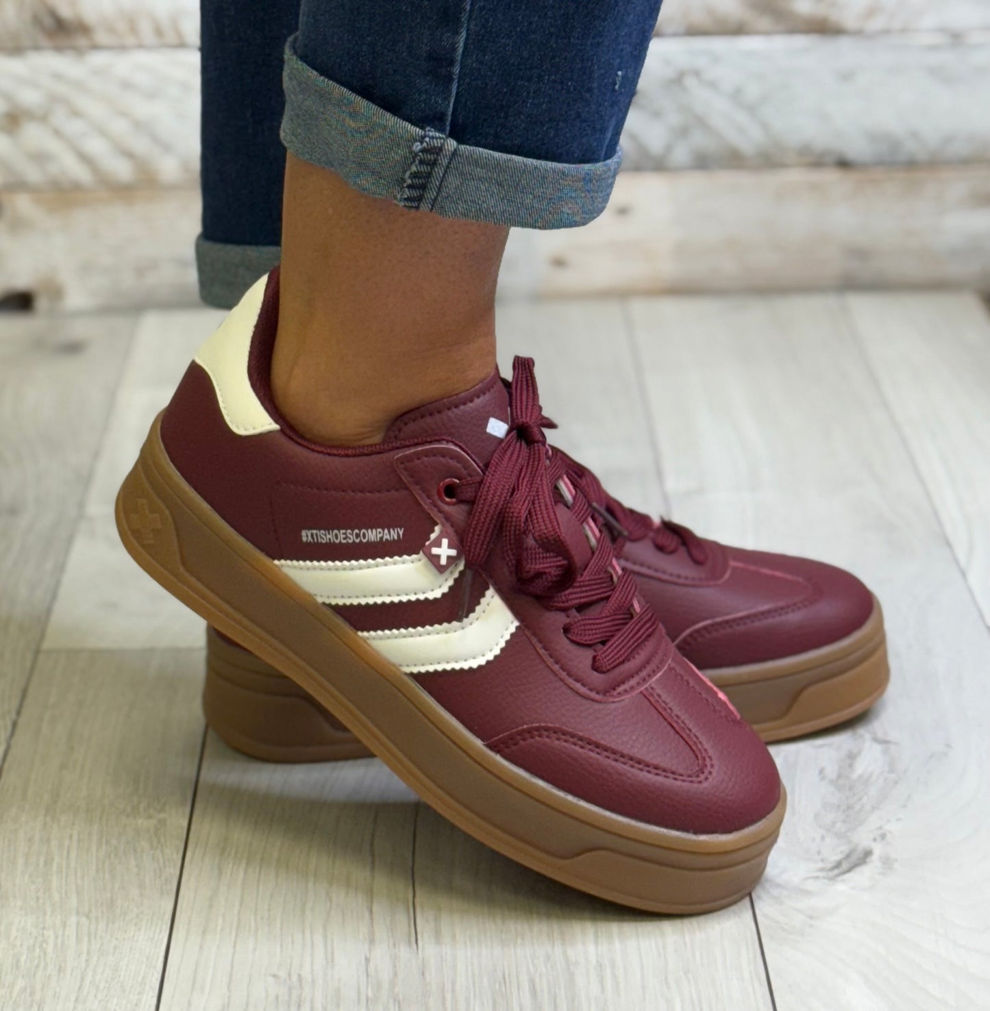 Xti - Burgundy/White Combo Gum Sole Trainer (144585)
