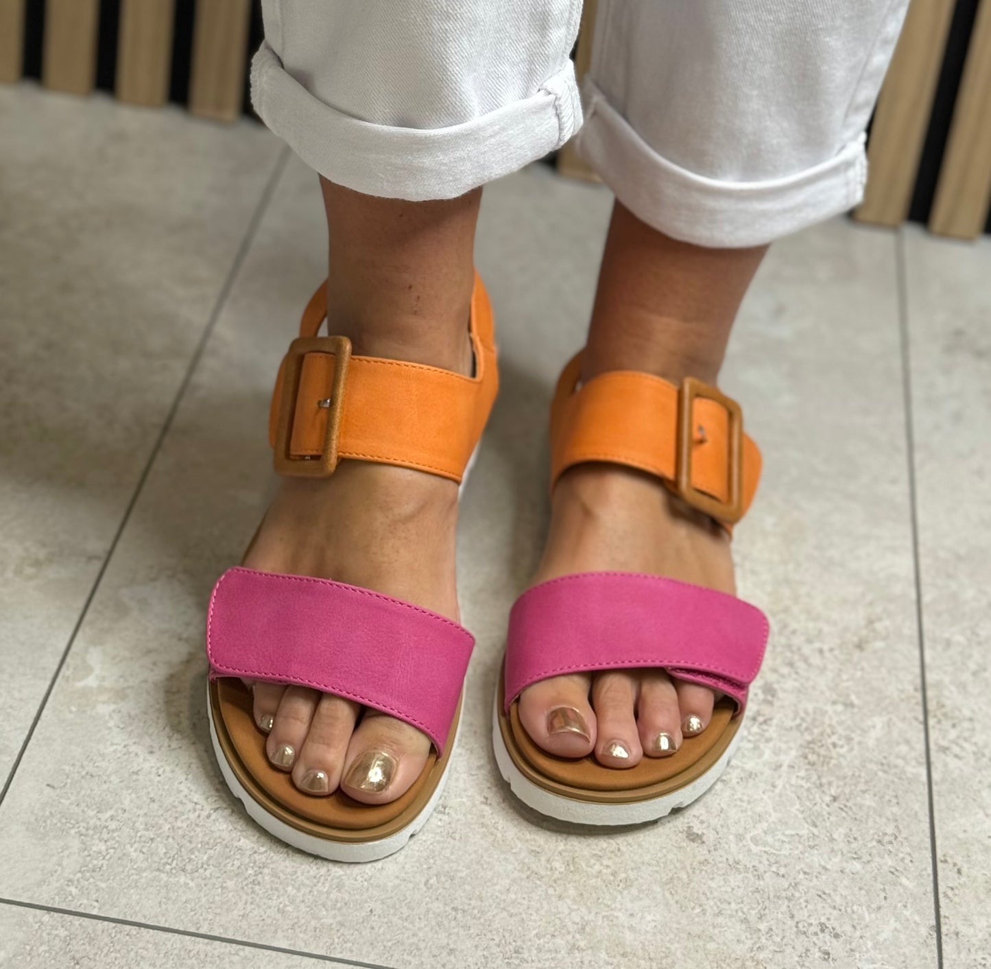 Lunar - 'Gabby' Orange Sandal