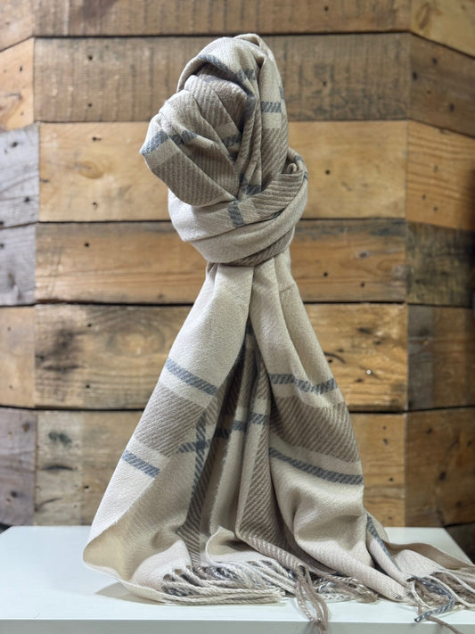 hannah k - Cream Checked Scarf