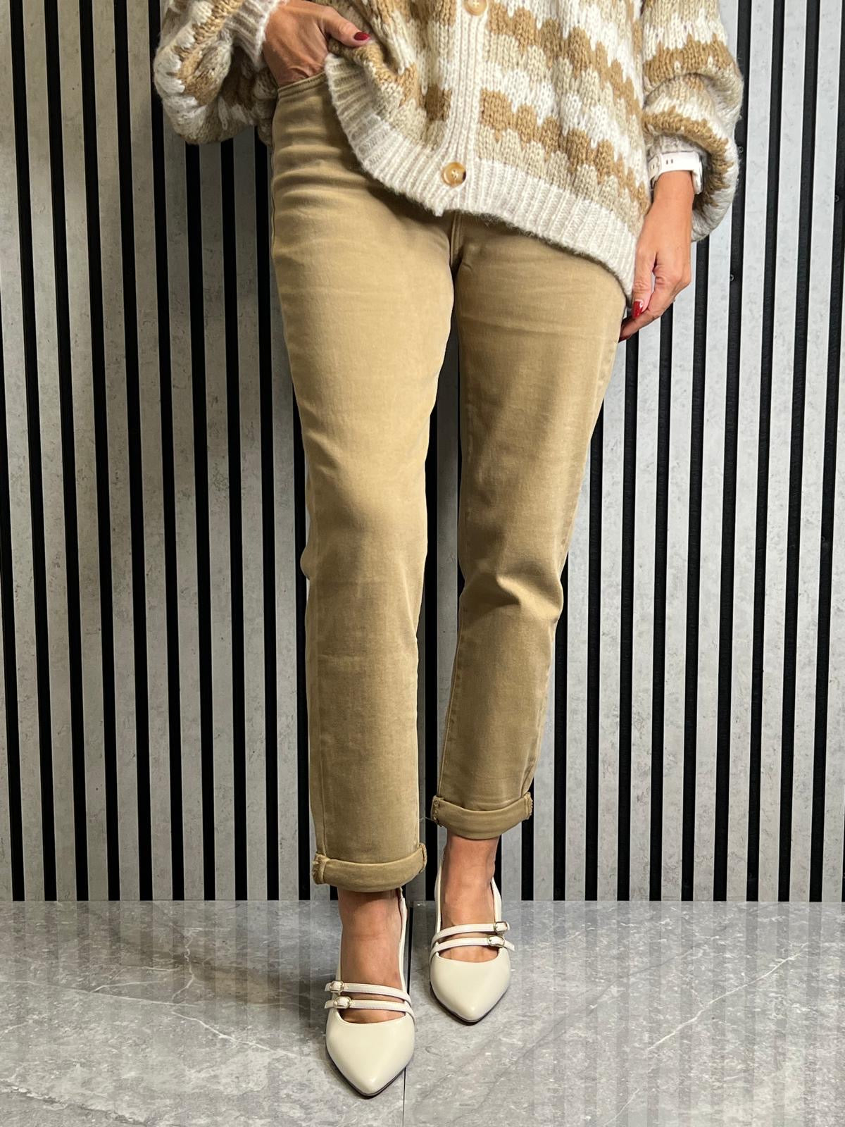Camel Wash Mom Jean
