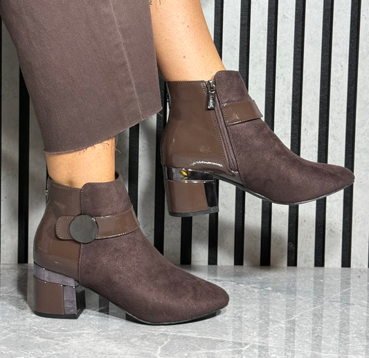 Lotus - 'Kirsty' Brown Ankle Boot