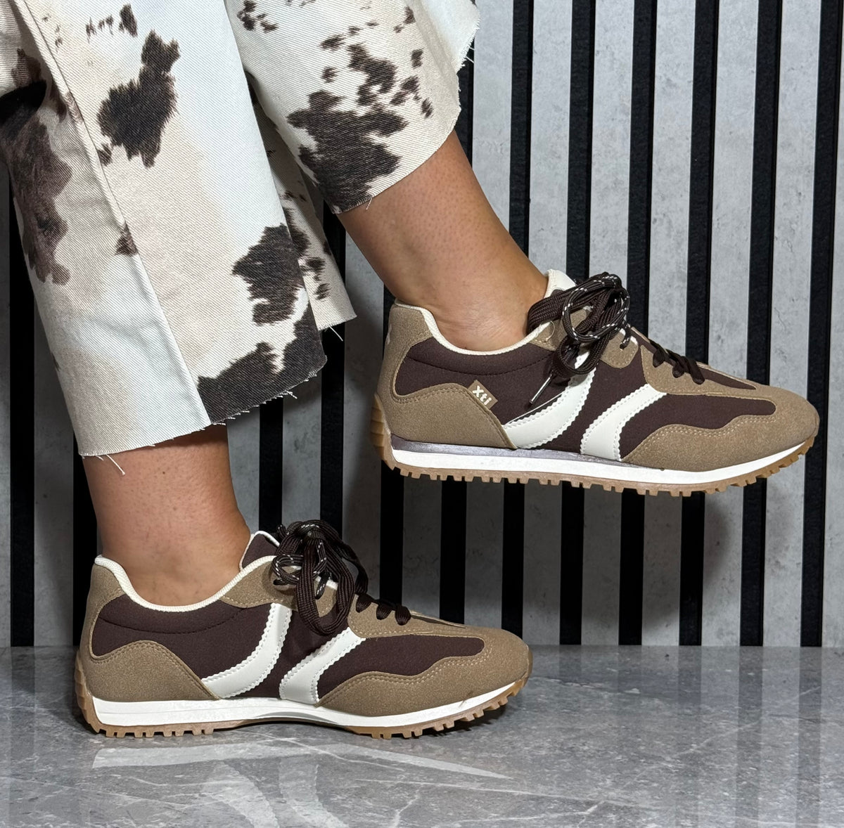 Xti - Brown/Beige Mix Trainer (146277)