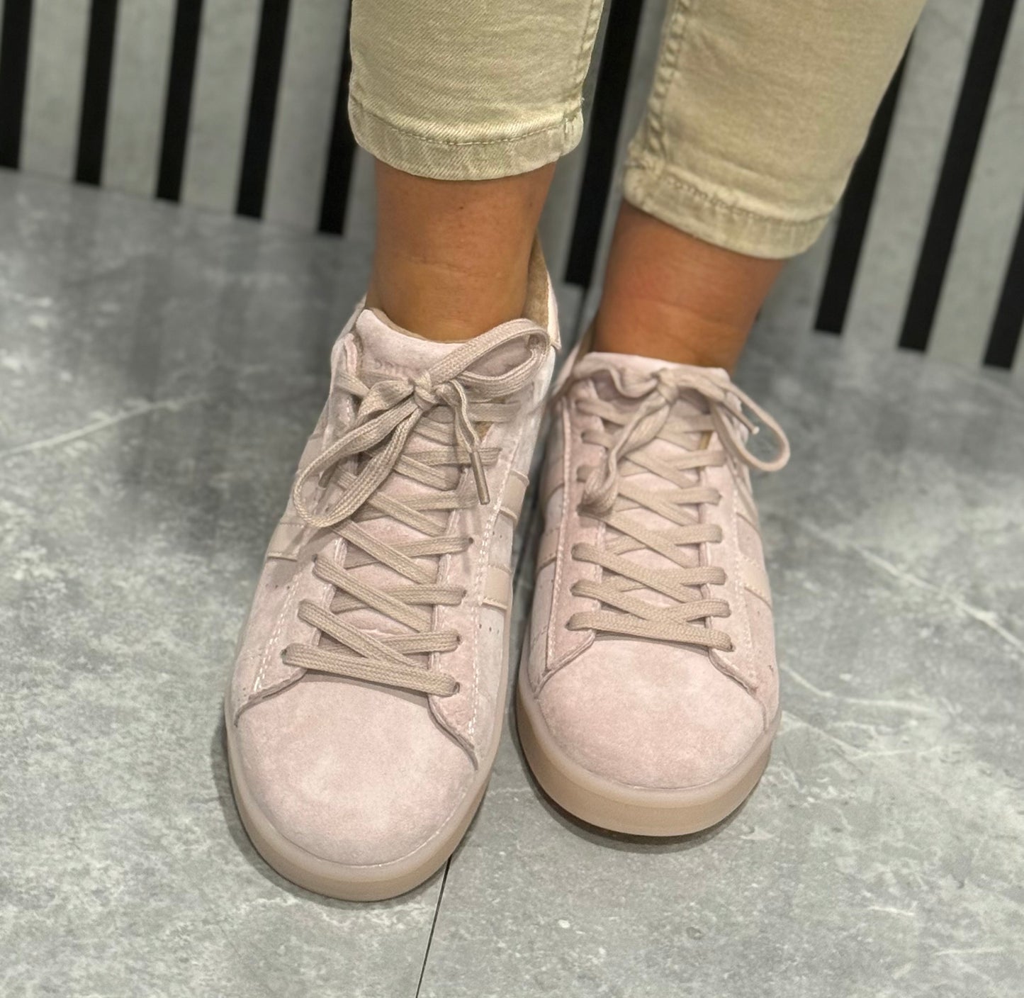 Drilleys- 'Sixty Seven’ Marshmallow Leather Trainer
