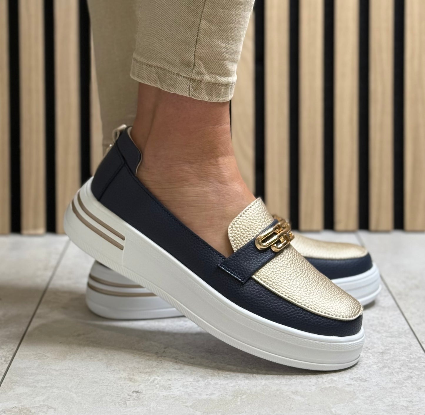 Patrizio Como - 'Catanzaro' Navy/Gold Leather Loafer