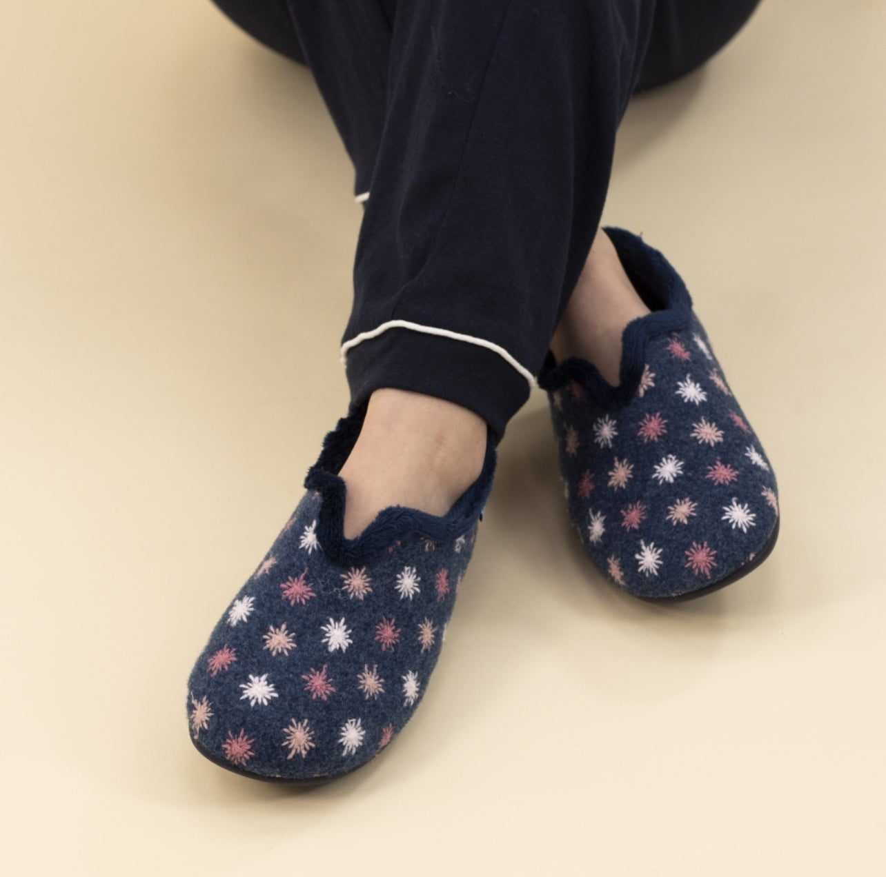 Lunar - 'Sundance' Navy Slipper