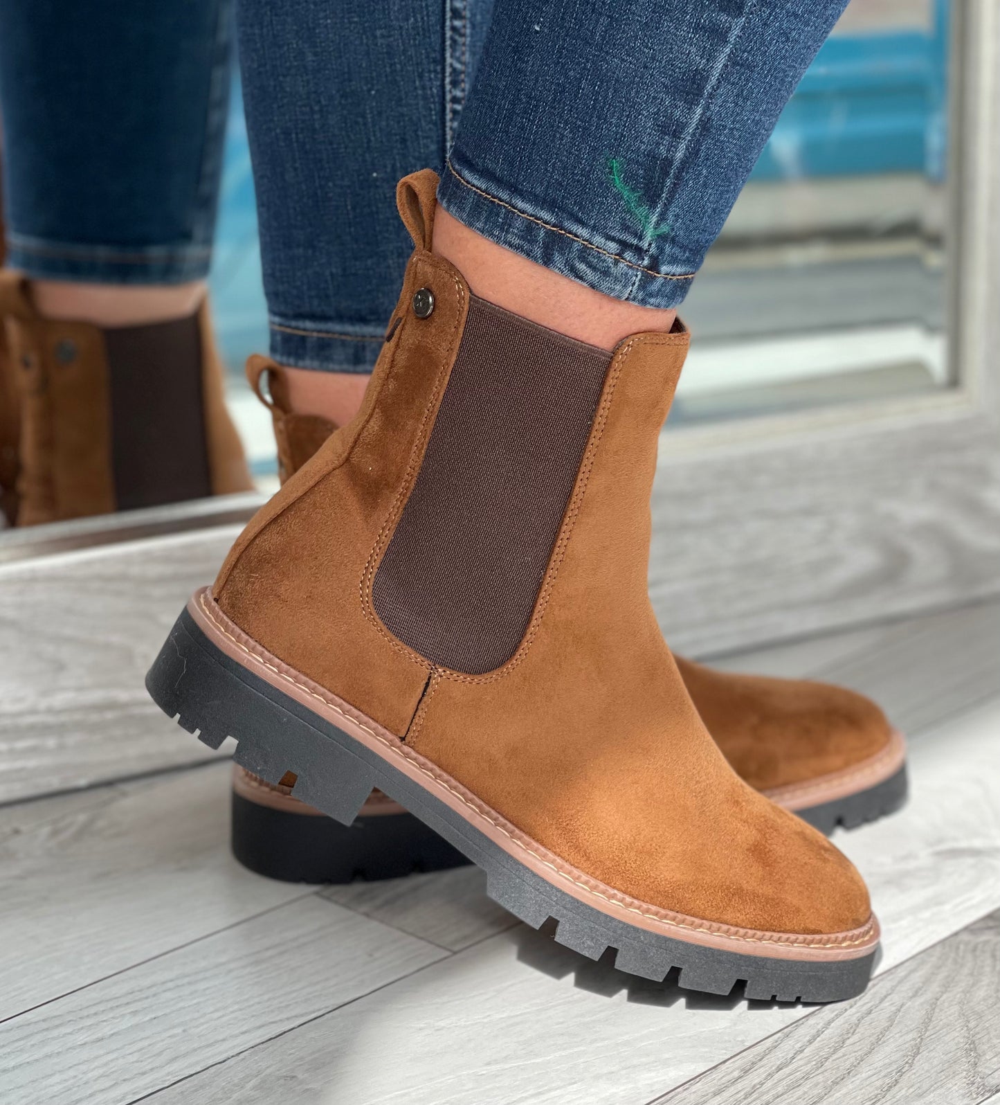 Xti - Camel Faux Suede Chunky Chelsea Boot
