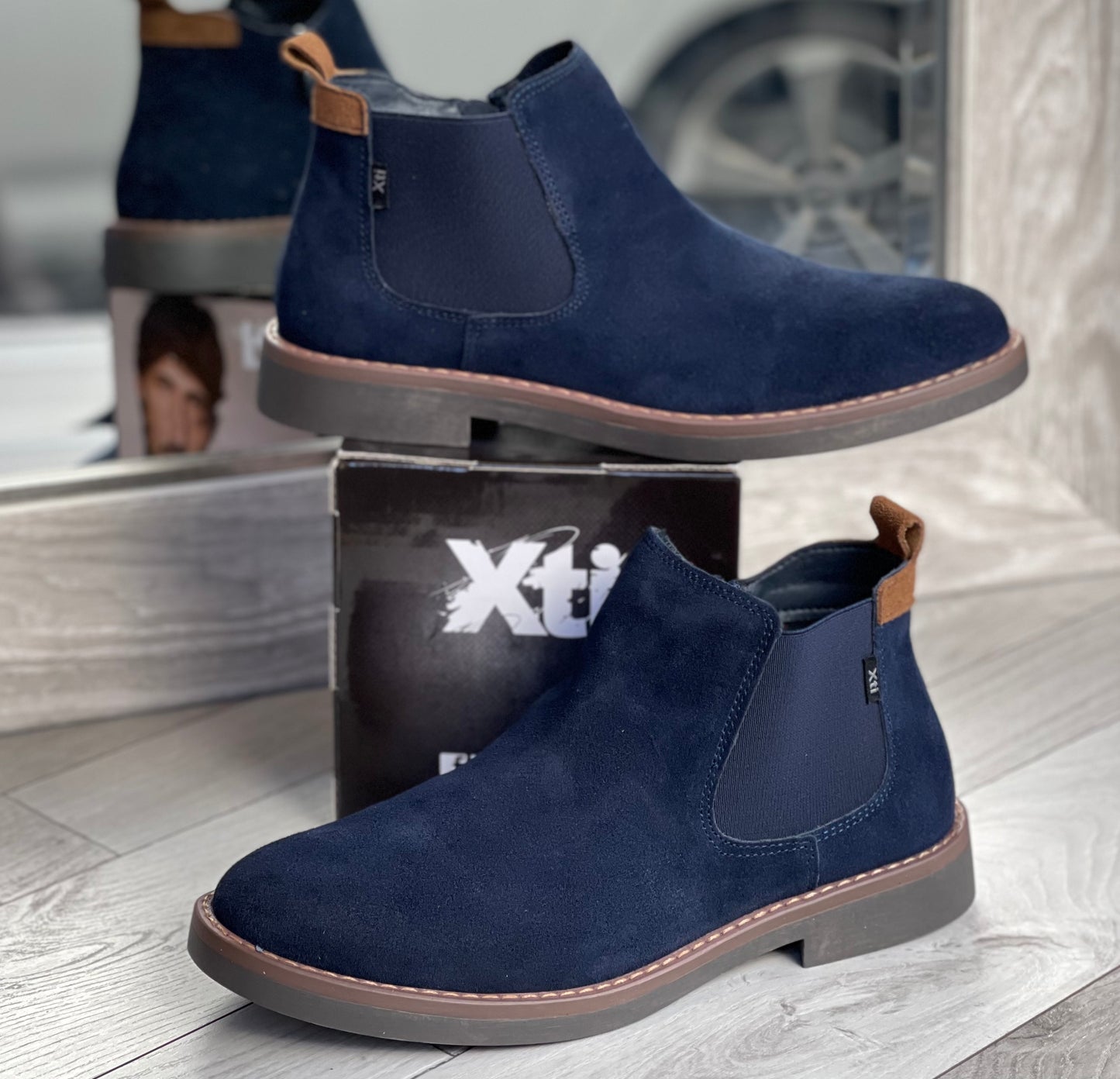 Xti - Men's Navy Leather Chelsea Boot